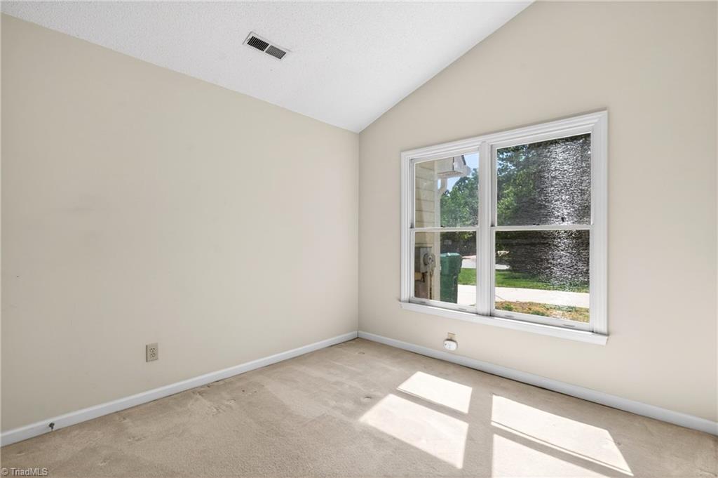 3401 Timberwolf Avenue High Point, NC 27265 - Photo 20 of 42