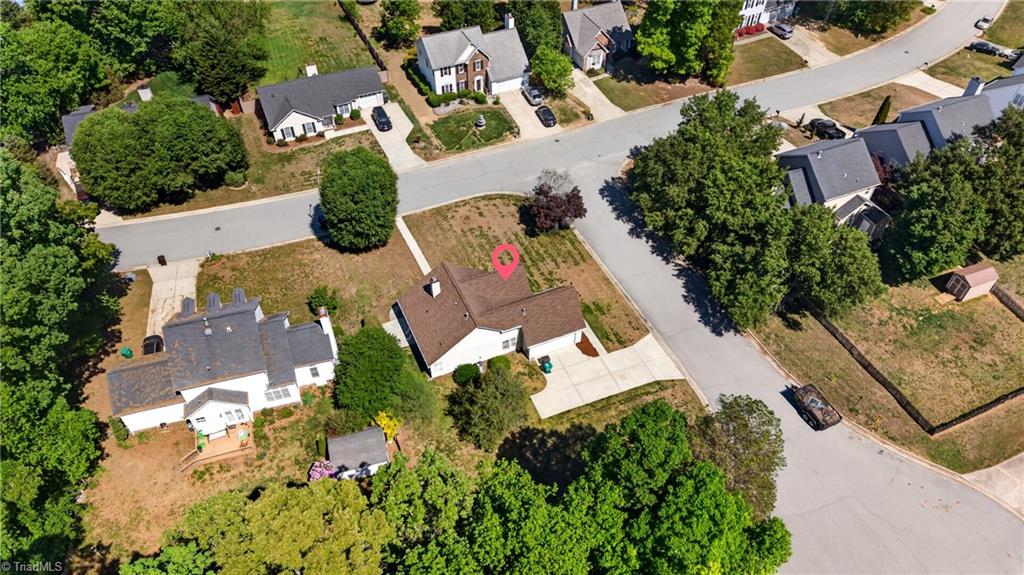 3401 Timberwolf Avenue High Point, NC 27265 - Photo 3 of 42