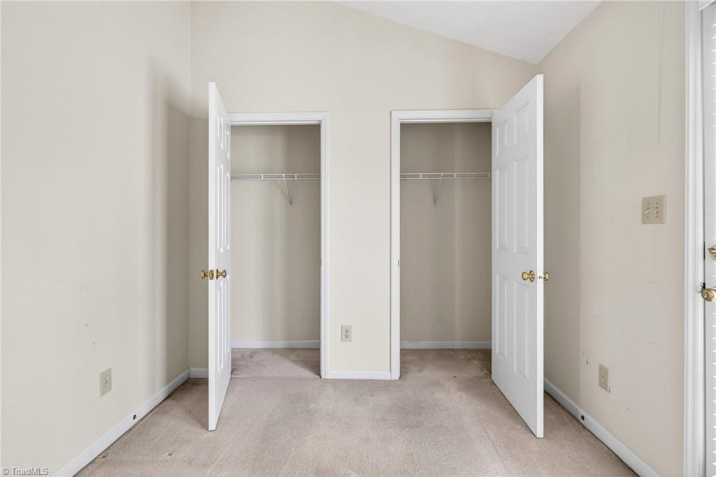 3401 Timberwolf Avenue High Point, NC 27265 - Photo 32 of 42