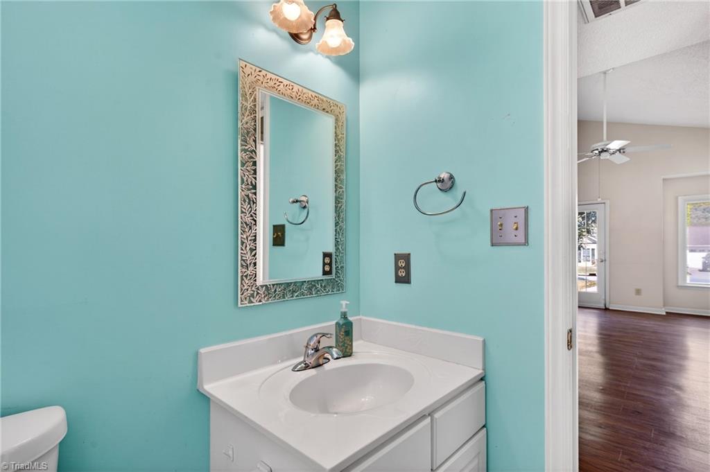 3401 Timberwolf Avenue High Point, NC 27265 - Photo 35 of 42