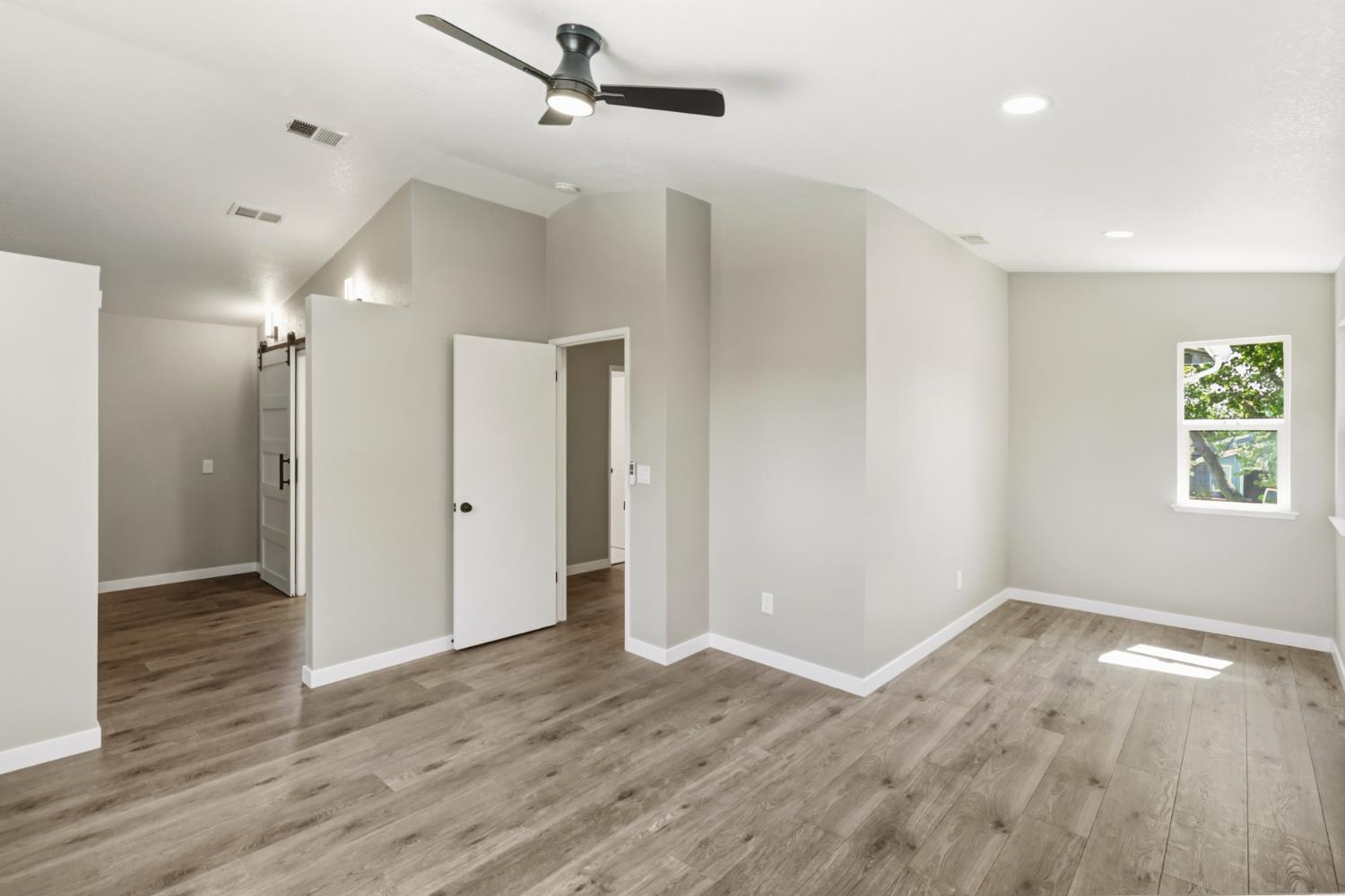 7521 Delta Pointe Way Sacramento, CA 95823 - Photo 30 of 48