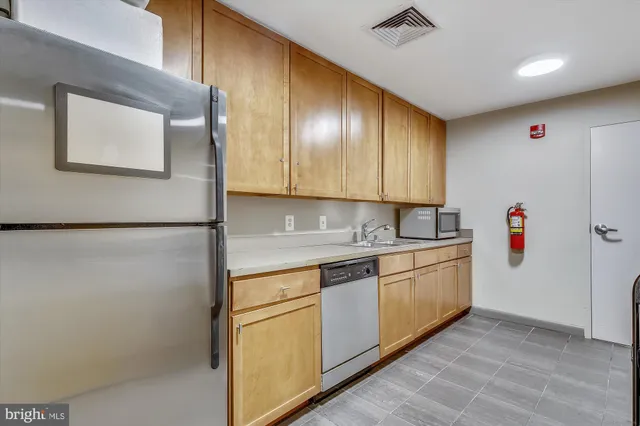 a view of a basketball court