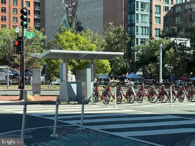 $919,000 | 400 Massachusetts Avenue Northwest, Unit 1214, Washington, DC 20001