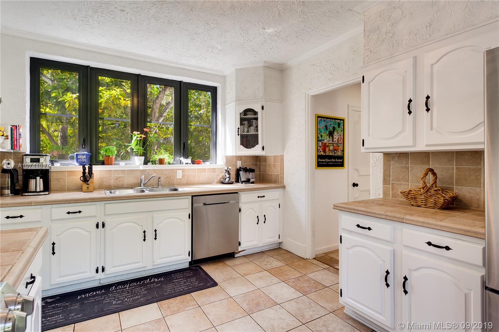 3529 St Gaudens Road Miami, FL 33133 - Photo 8 of 41 Gallery Image 8