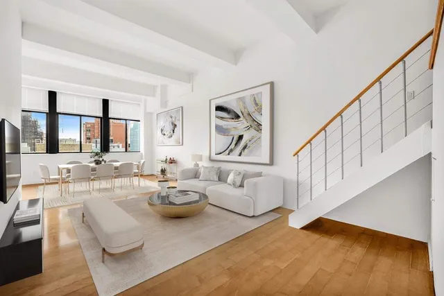 $645,000 | 310 East 46th Street, Unit 21T | Midtown East