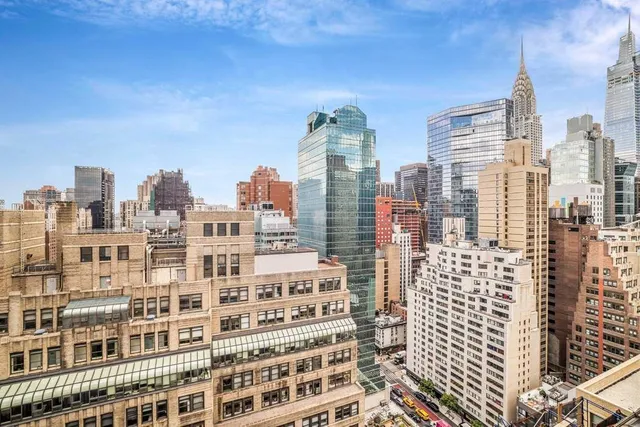 $645,000 | 310 East 46th Street, Unit 21T | Midtown East