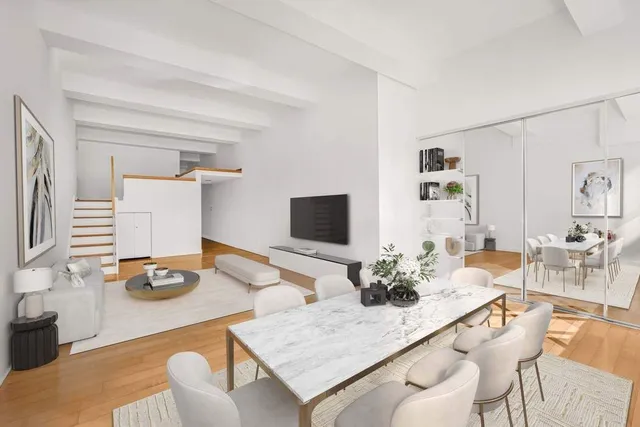 $645,000 | 310 East 46th Street, Unit 21T | Midtown East