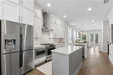 $625,000 | 4302 Parkside Place, Atlanta, GA 30342