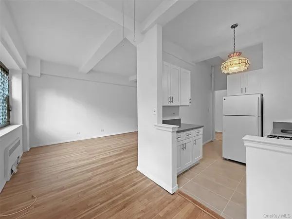 $2,750 | 3616 Henry Hudson Parkway, Unit 1FN | Central Riverdale