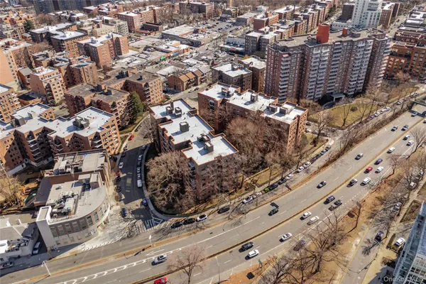 $2,750 | 3616 Henry Hudson Parkway, Unit 1FN | Central Riverdale