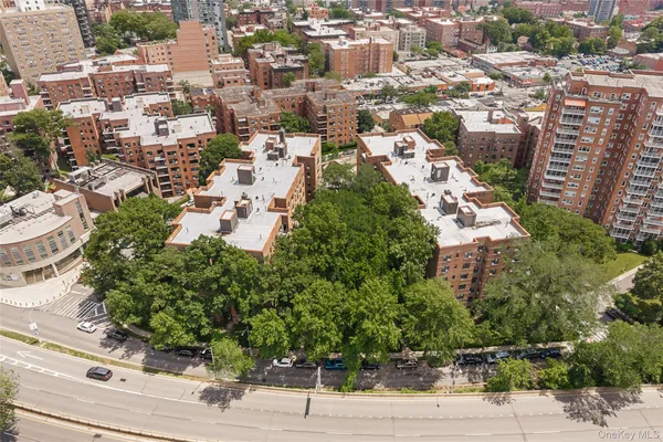 $2,750 | 3616 Henry Hudson Parkway, Unit 1FN | Central Riverdale