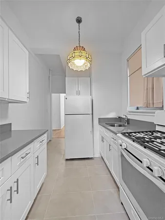 $2,750 | 3616 Henry Hudson Parkway, Unit 1FN | Central Riverdale