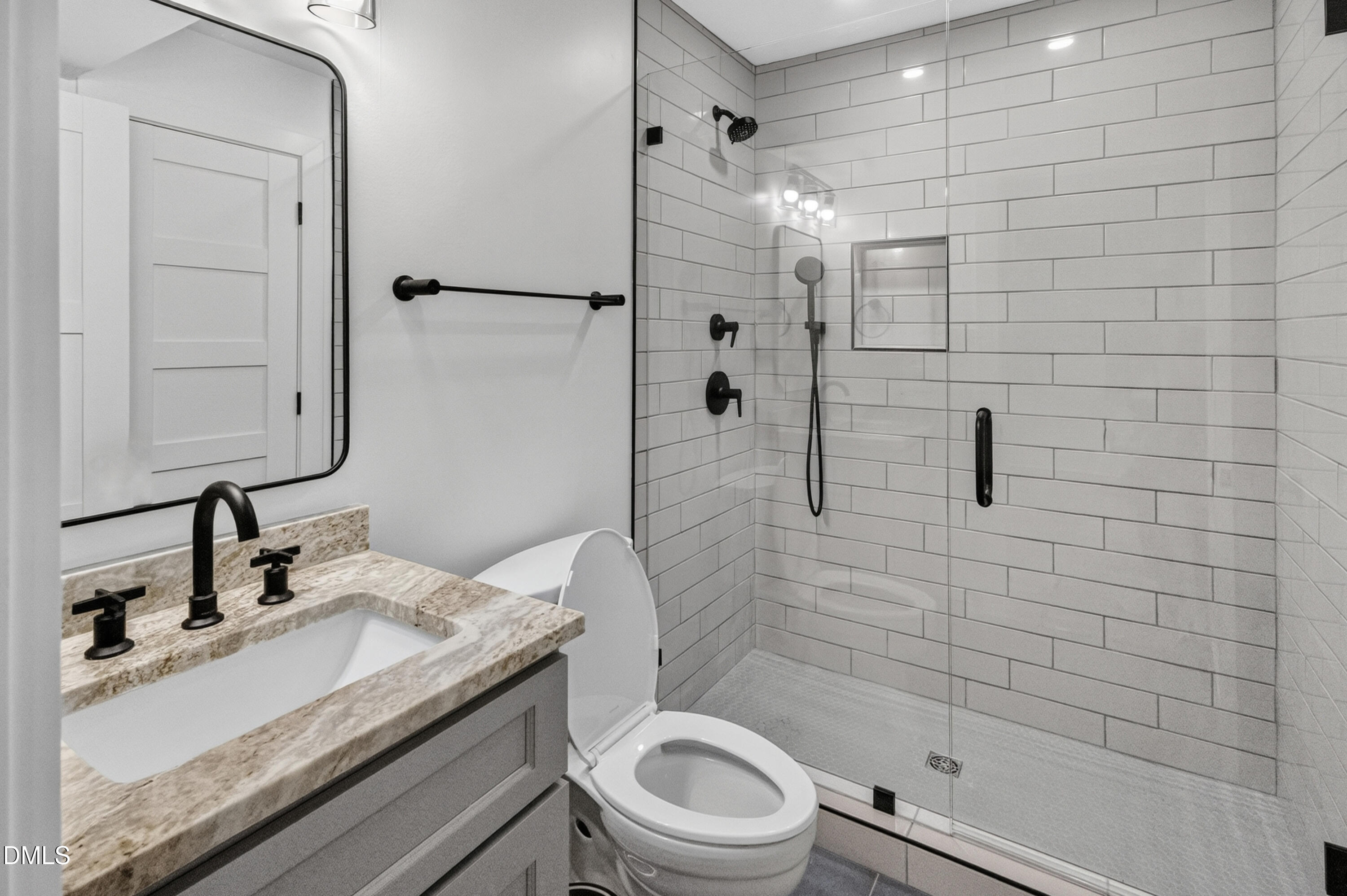 7026 Robbie Drive Raleigh, NC 27607 - Photo 6 of 26 7I3A9174