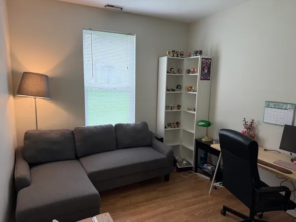 $2,100 | 3129 Ollerton Avenue, Unit 3129, Aurora, IL 60502