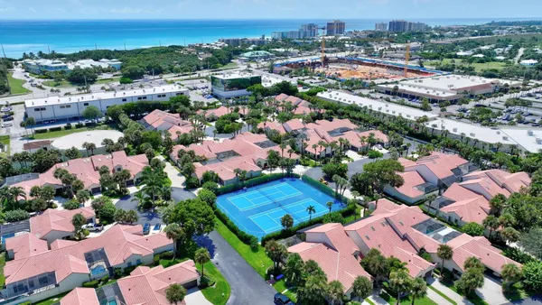 $3,950 | 705 Sea Oats Drive, Unit C4, Juno Beach, FL 33408
