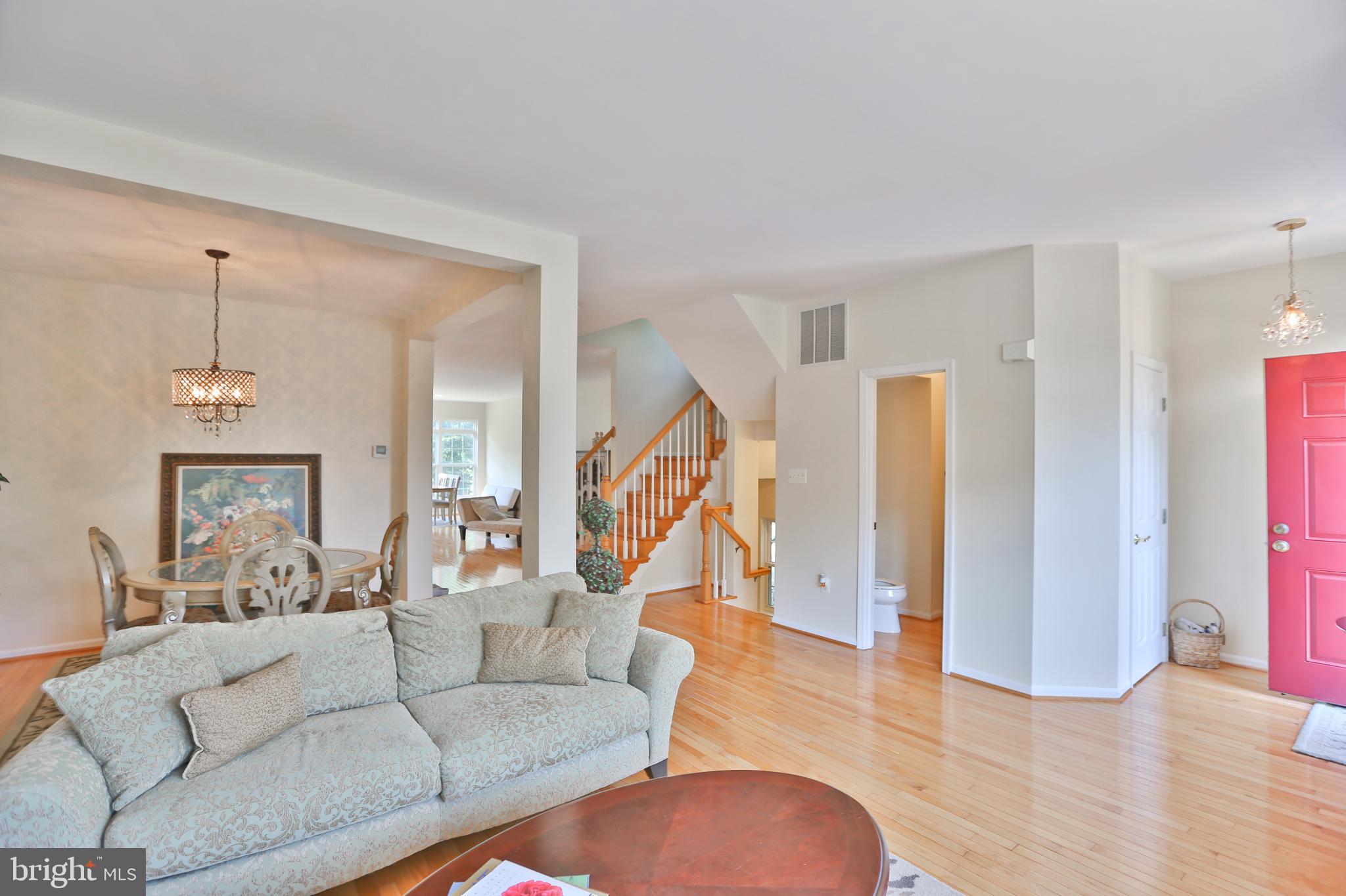 7302 Hampton Manor Place Springfield, VA 22150 - Photo 5 of 42