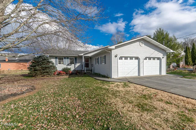 $339,900 | 414 Caleb Avenue, Elizabethton, TN 37643