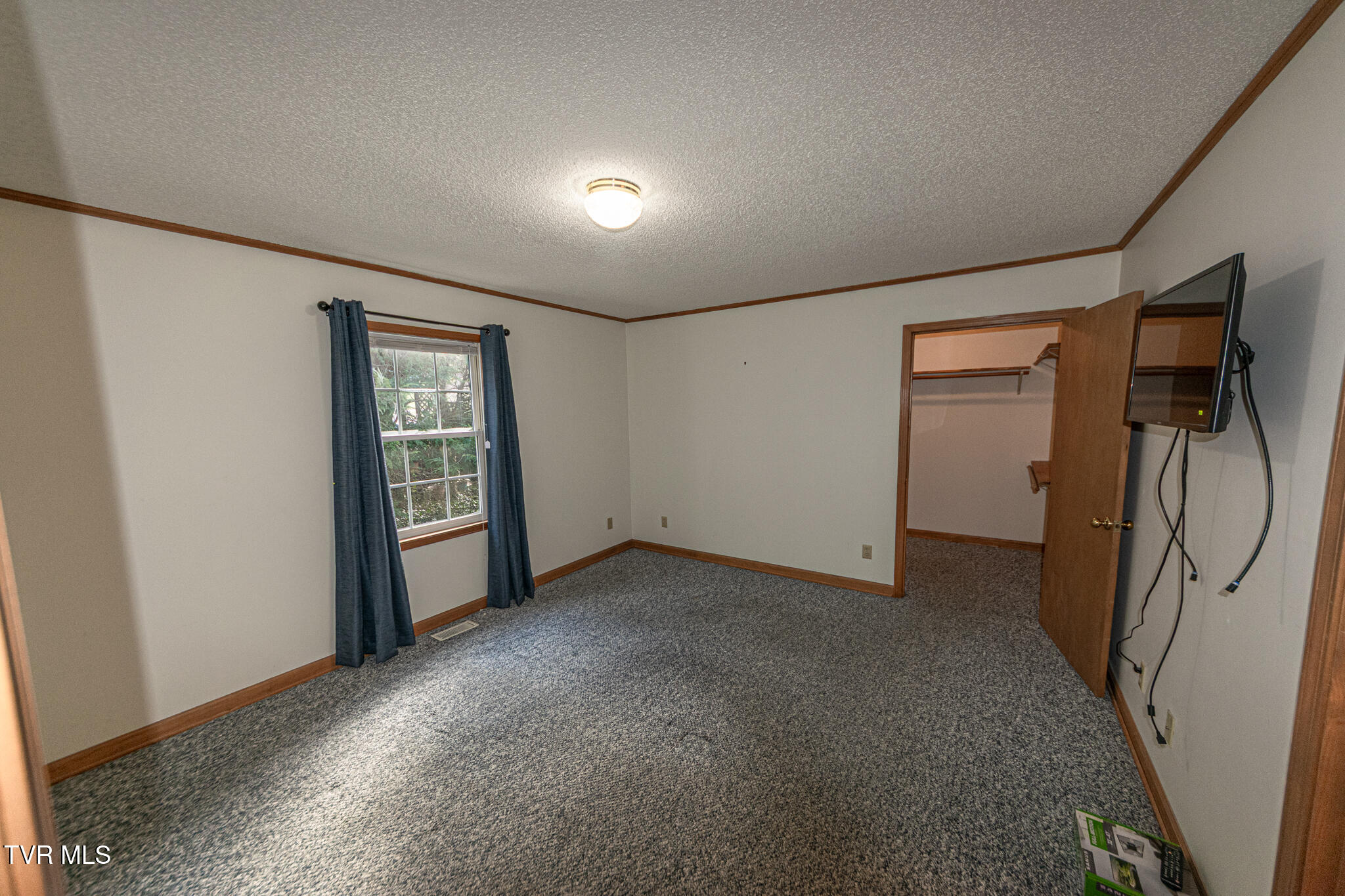 414 Caleb Avenue Elizabethton, TN 37643 - Photo 20 of 28 DSC_0801