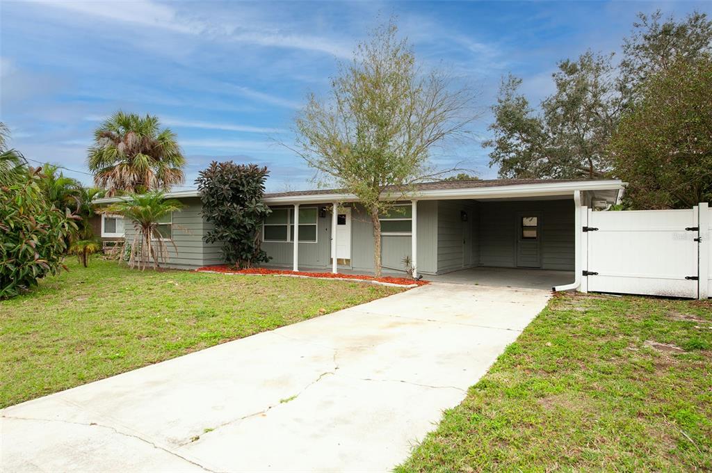 520 Fairfax Lane Apollo Beach, FL 33572 - Photo 1 of 1