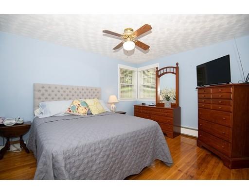 32 Manor Road Auburn, MA 01501 - Photo 13 of 28 Gallery Image 13