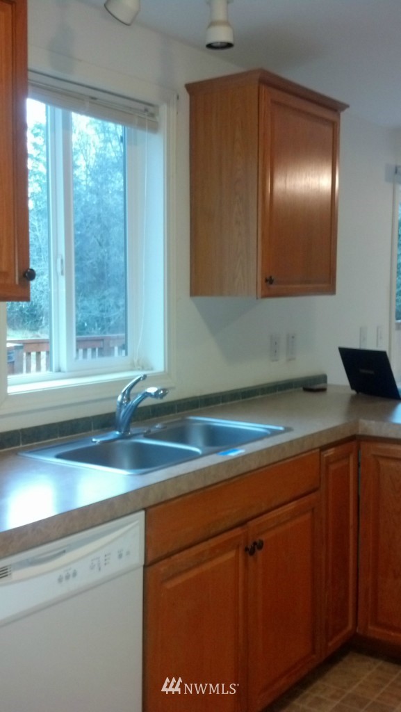 90 Ross Road Oakville, WA 98568 - Photo 6 of 15 Gallery Image 6