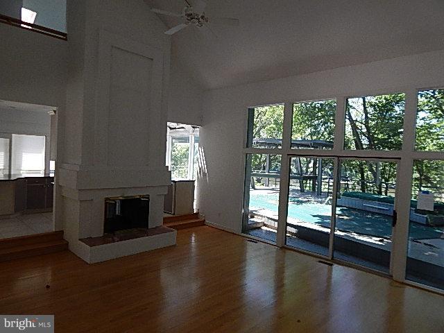2824 Broadview Terrace Annapolis, MD 21401 - Photo 11 of 30 Great Room