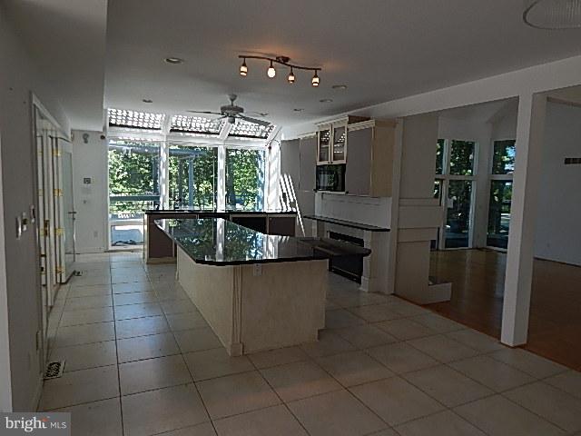 2824 Broadview Terrace Annapolis, MD 21401 - Photo 14 of 30 Kitchen