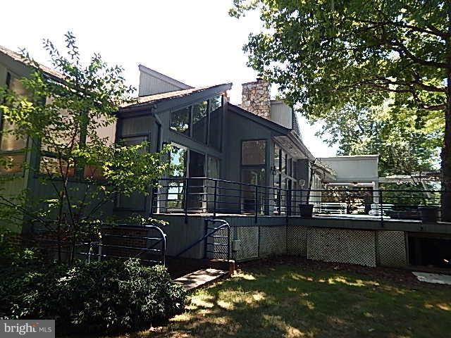 2824 Broadview Terrace Annapolis, MD 21401 - Photo 3 of 30 Exterior (Rear)