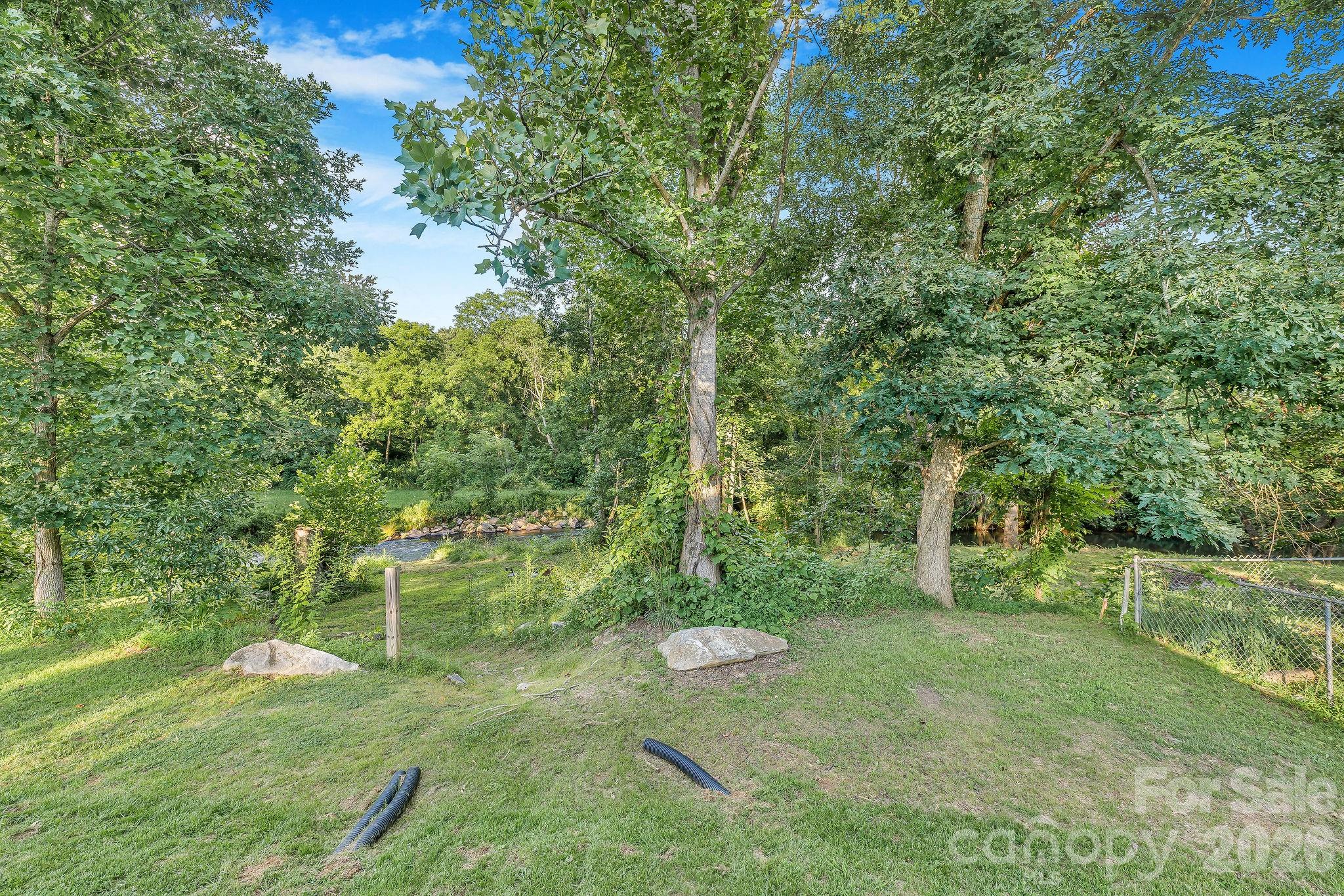 1182 Crabtree Road Waynesville, NC 28785 - Photo 31 of 38