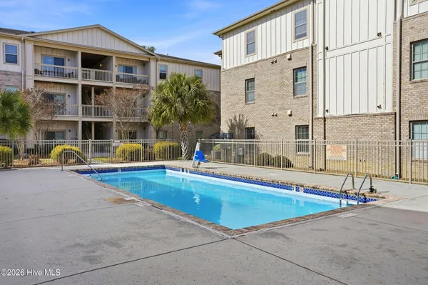 $207,500 | 115 Covil Avenue, Unit 102, Wilmington, NC 28403