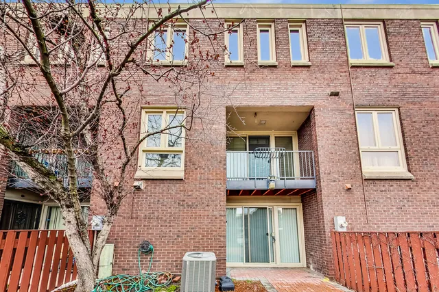 2819 South Michigan Avenue, Chicago, IL 60616