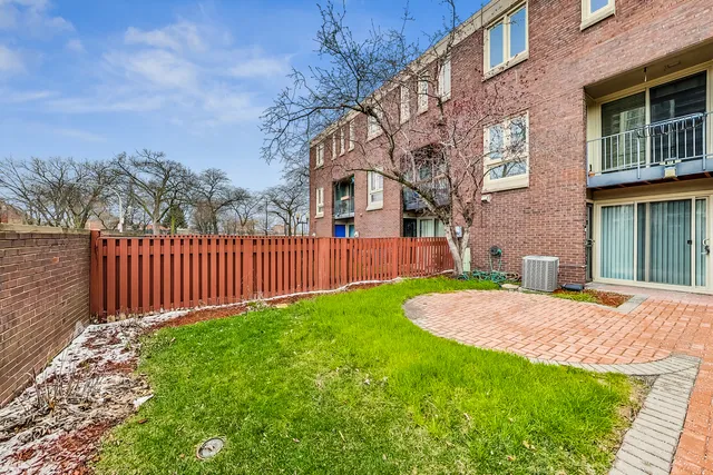 2819 South Michigan Avenue, Chicago, IL 60616