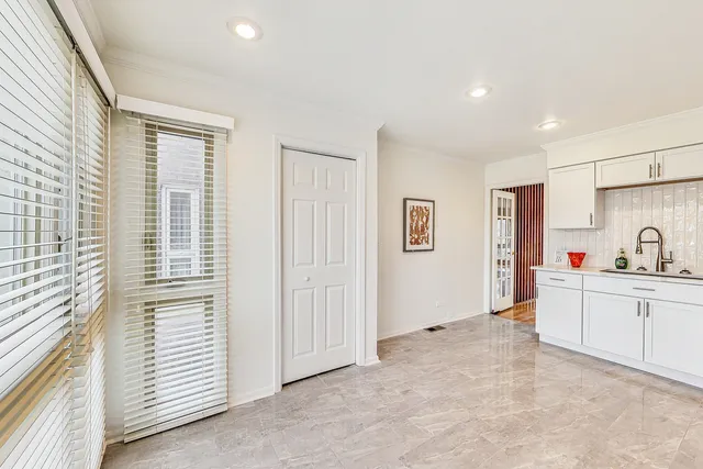 2819 South Michigan Avenue, Chicago, IL 60616