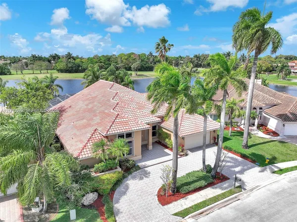 $6,500 | 620 Laurel Lane, Pembroke Pines, FL 33027