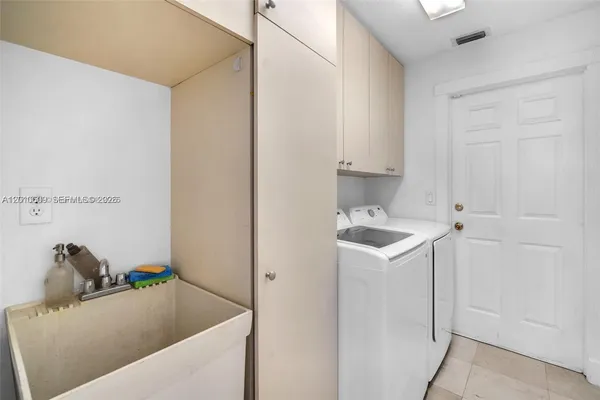 $6,500 | 620 Laurel Lane, Pembroke Pines, FL 33027