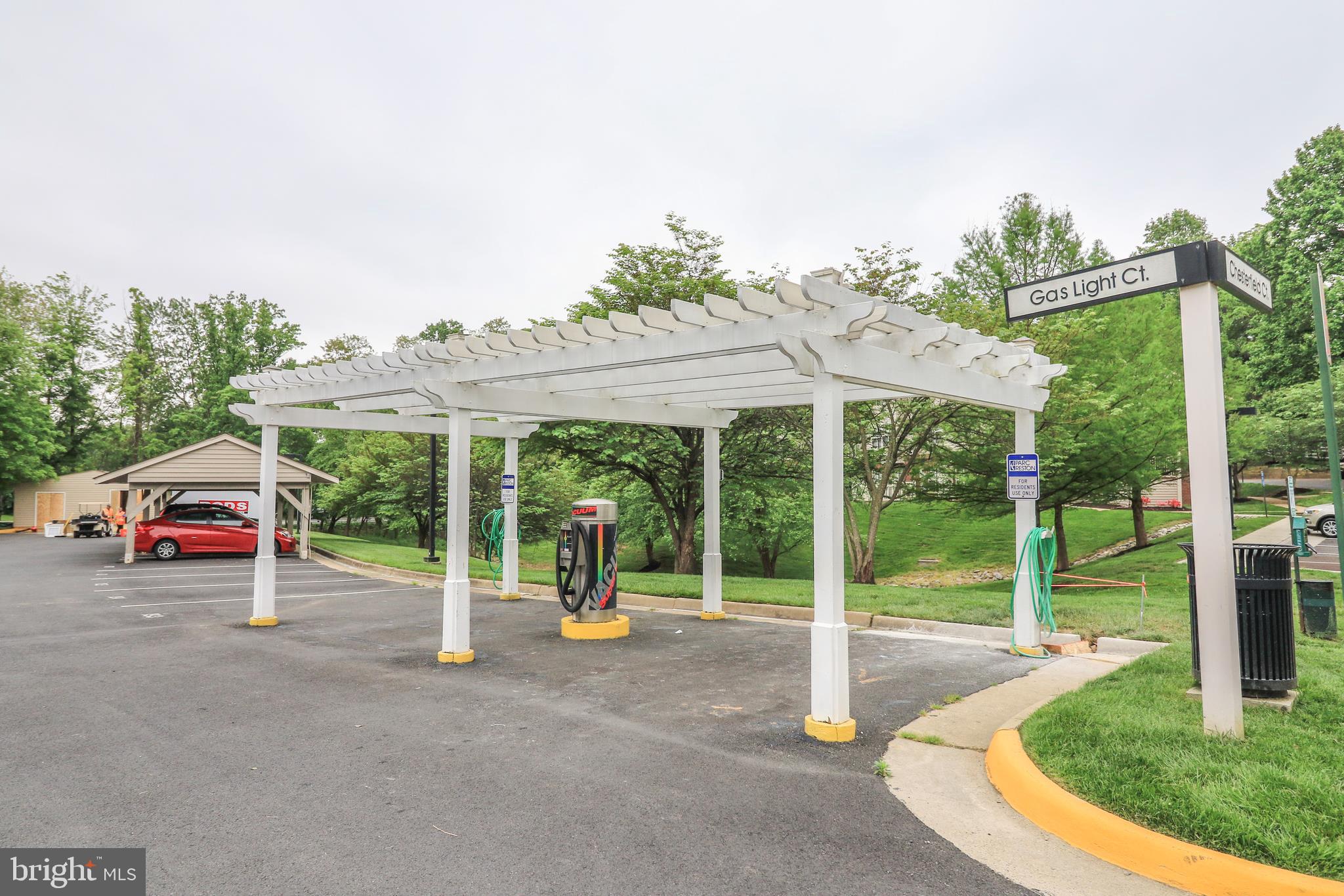 1705 Ascot Way, Unit E Reston, VA 20190 - Photo 40 of 40 Community Car Wash Station