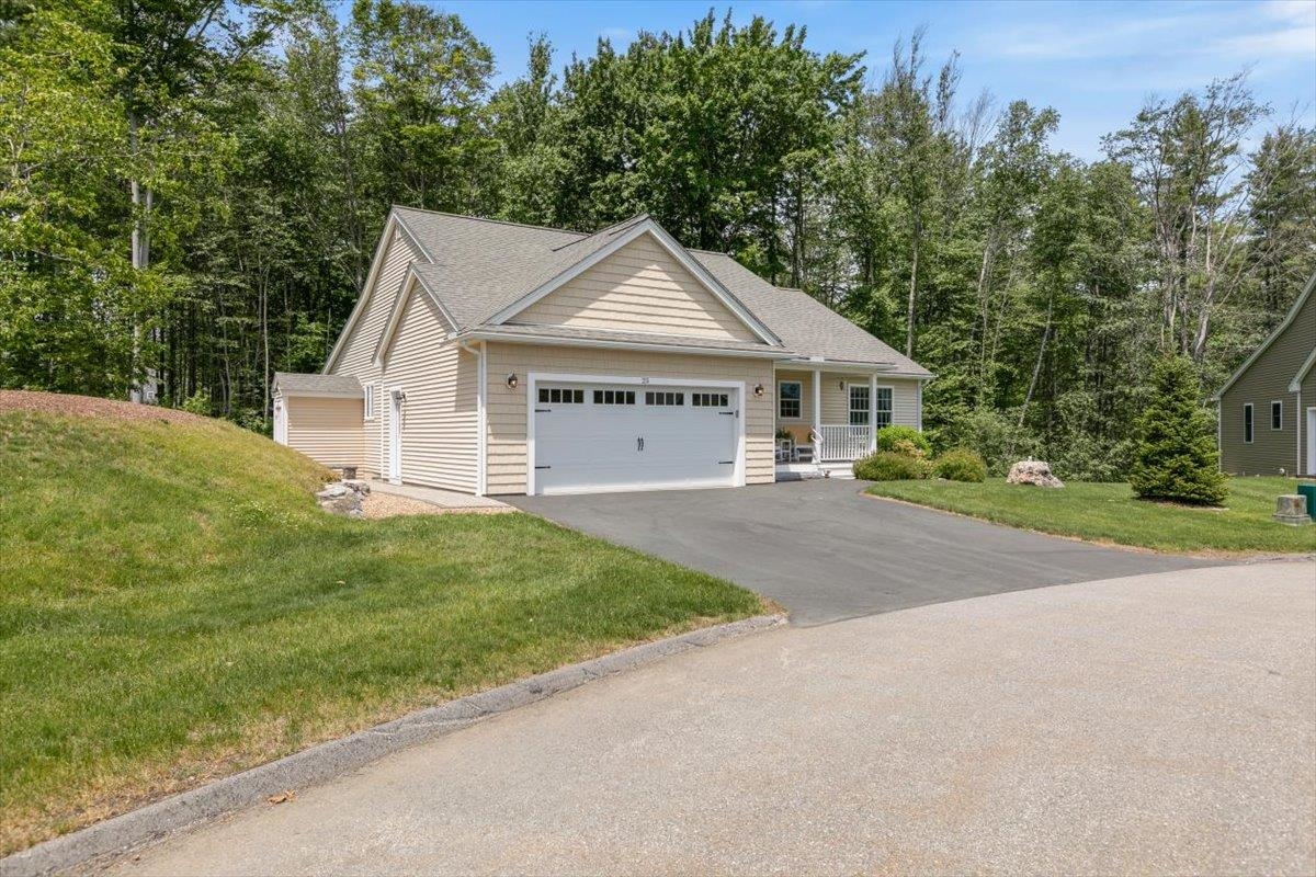 25 Ridgeview Drive Candia, NH 03034 - Photo 6 of 57
