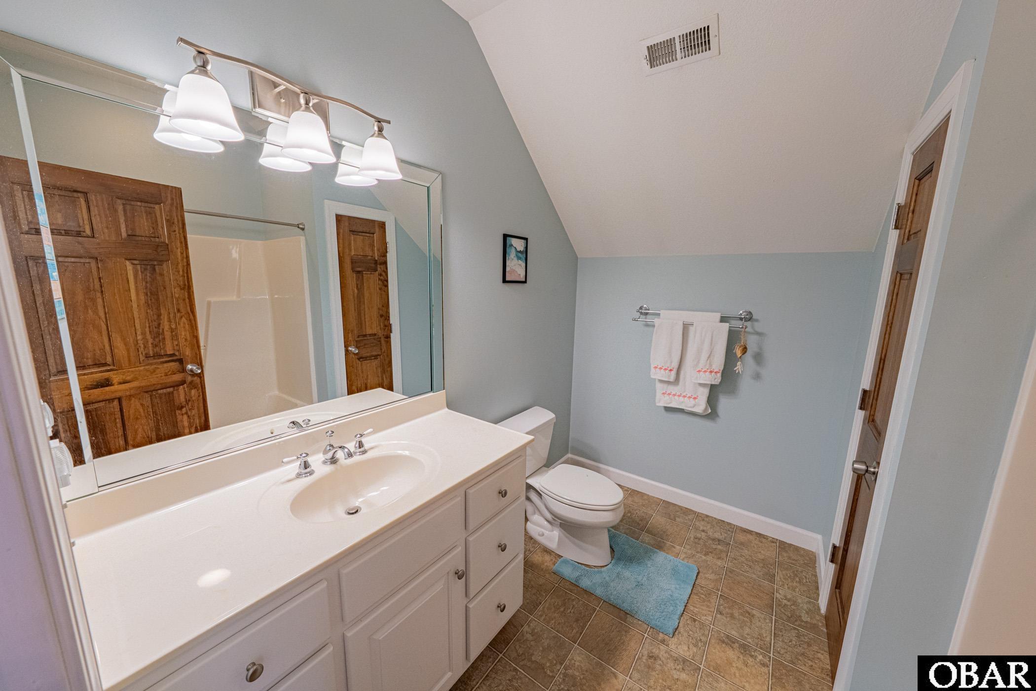 140 Fearing Place, Unit 63 Manteo, NC 27954 - Photo 41 of 50 Private Ensuite Bath