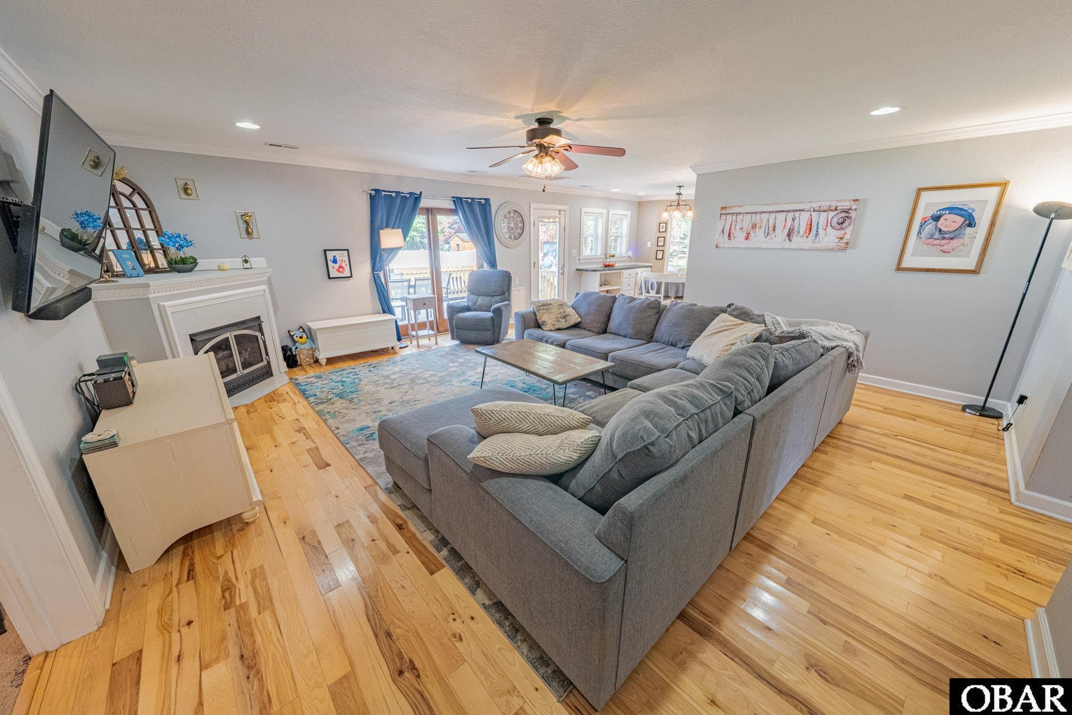 140 Fearing Place, Unit 63 Manteo, NC 27954 - Photo 9 of 50 Hickory Hardwood Floors
