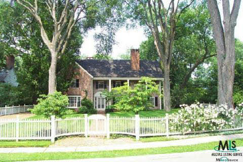 380 Provencal Road Grosse Pointe, MI 48236 - Photo 1 of 5 854562.JPG