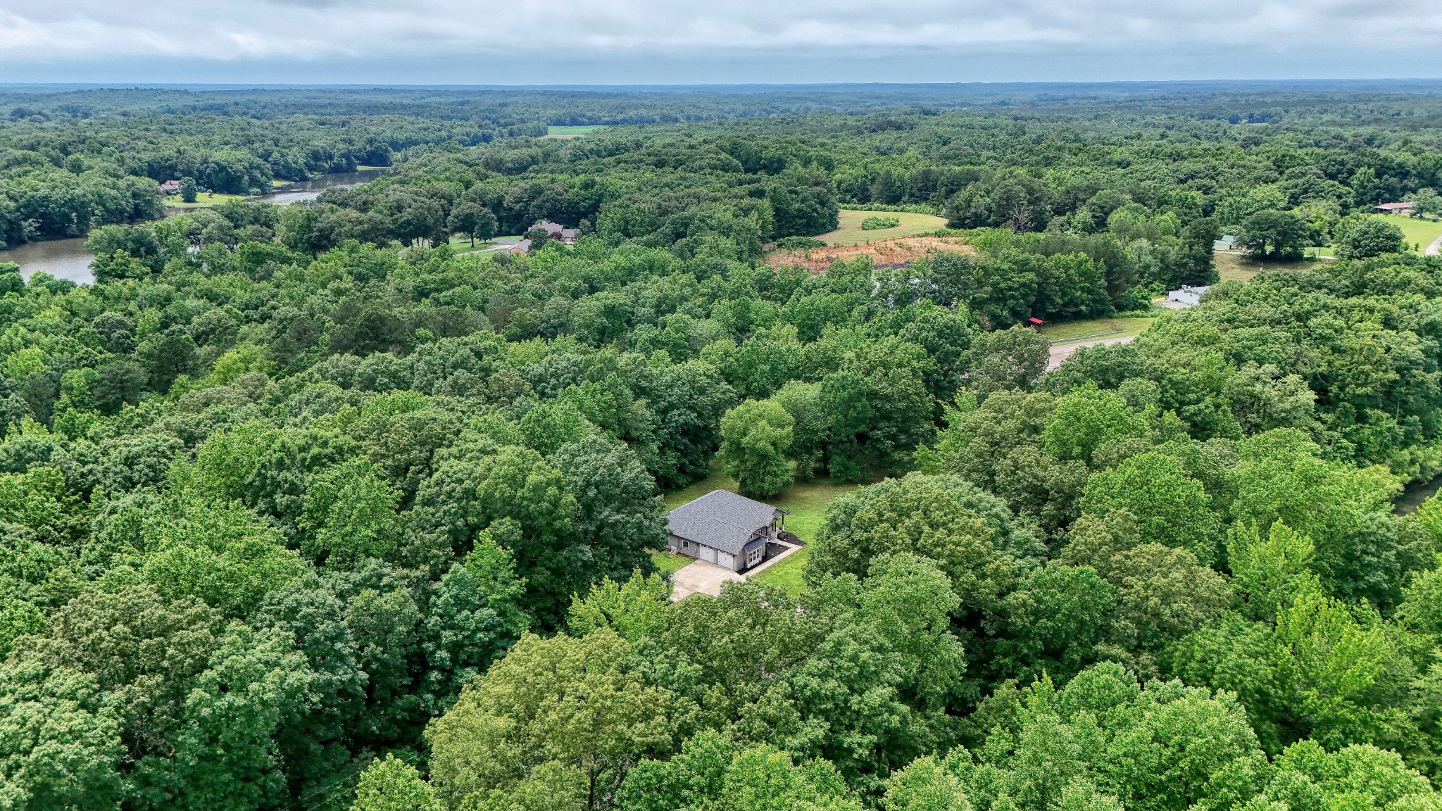 1081 Liberty Road Camden, TN 38320 - Photo 3 of 26 Gallery Image 3
