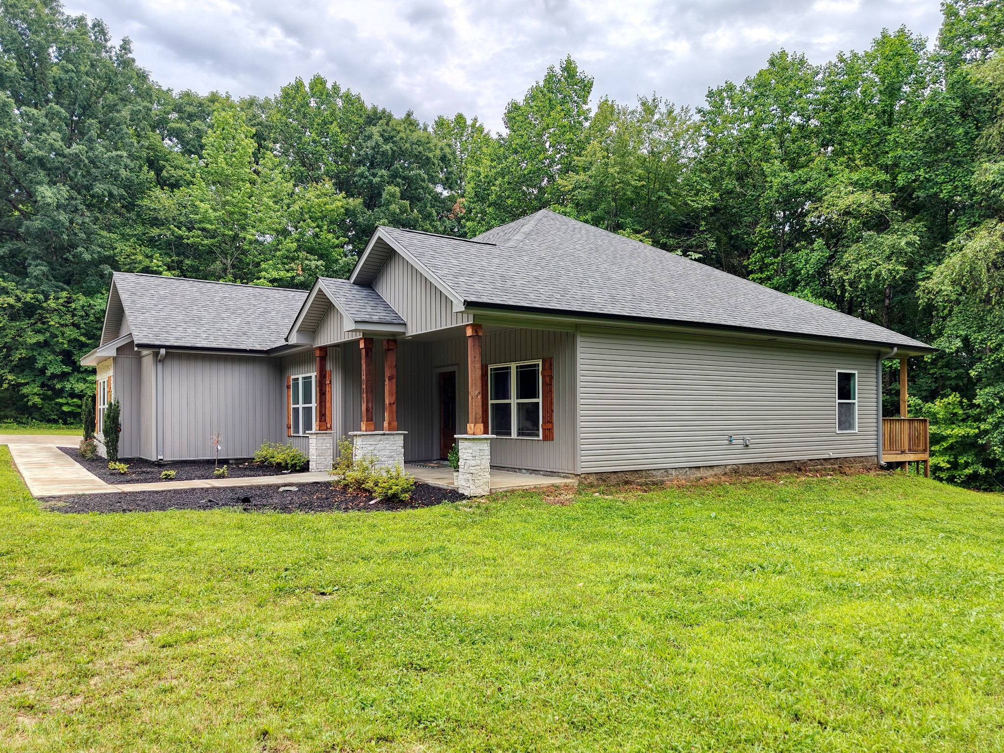 1081 Liberty Road Camden, TN 38320 - Photo 6 of 26 Gallery Image 6