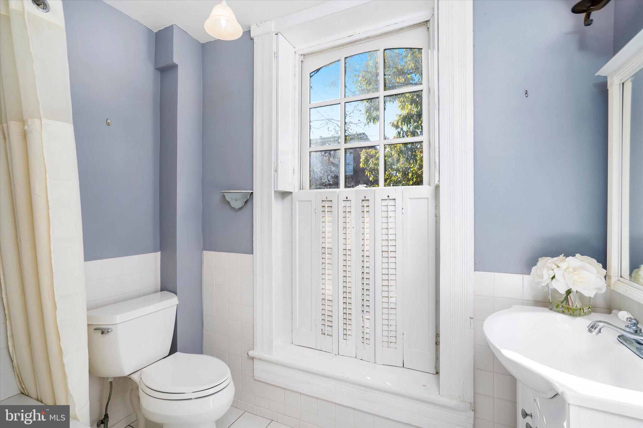 112 Jackson Street Trenton, NJ 08611 - Photo 36 of 49
