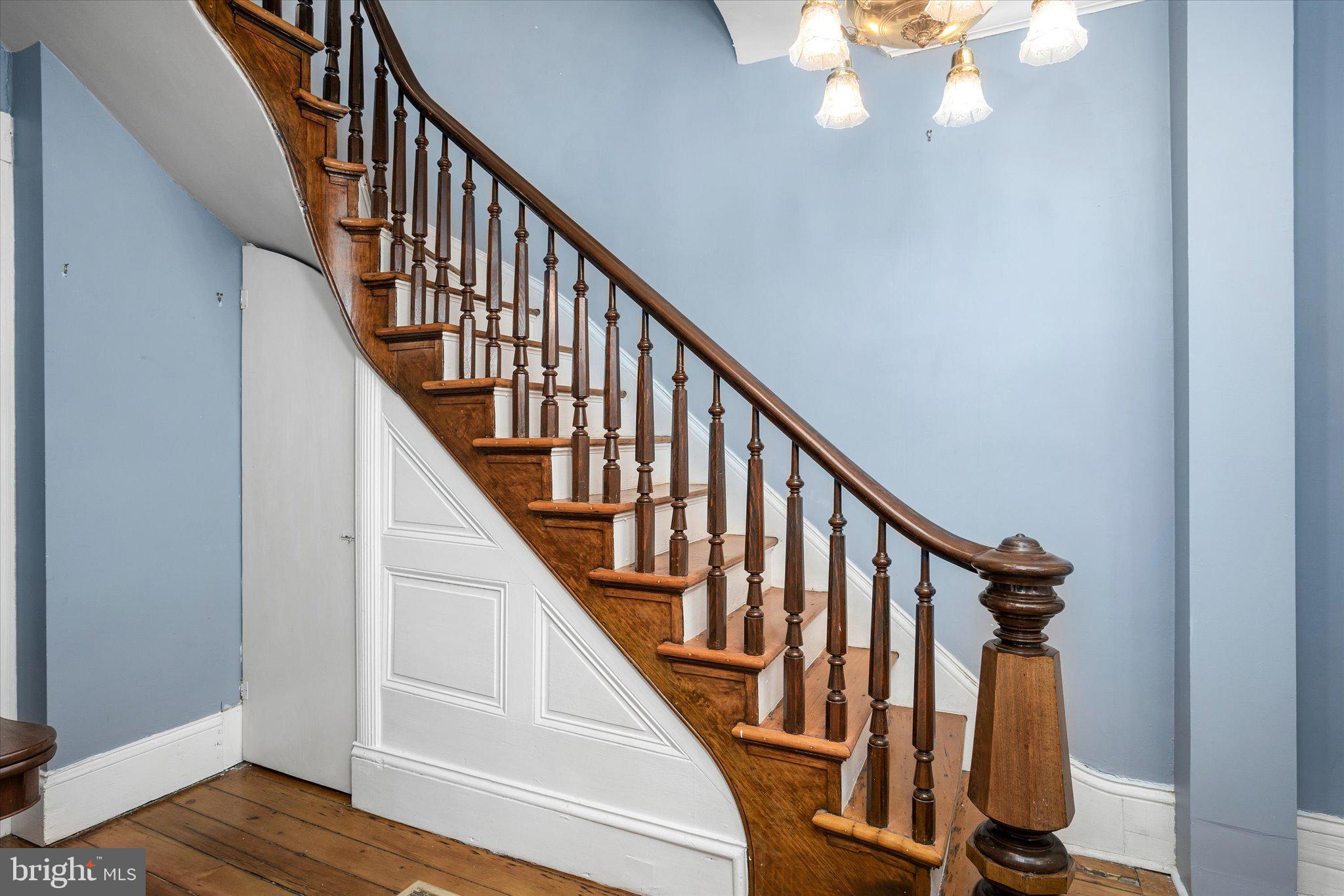 112 Jackson Street Trenton, NJ 08611 - Photo 6 of 49