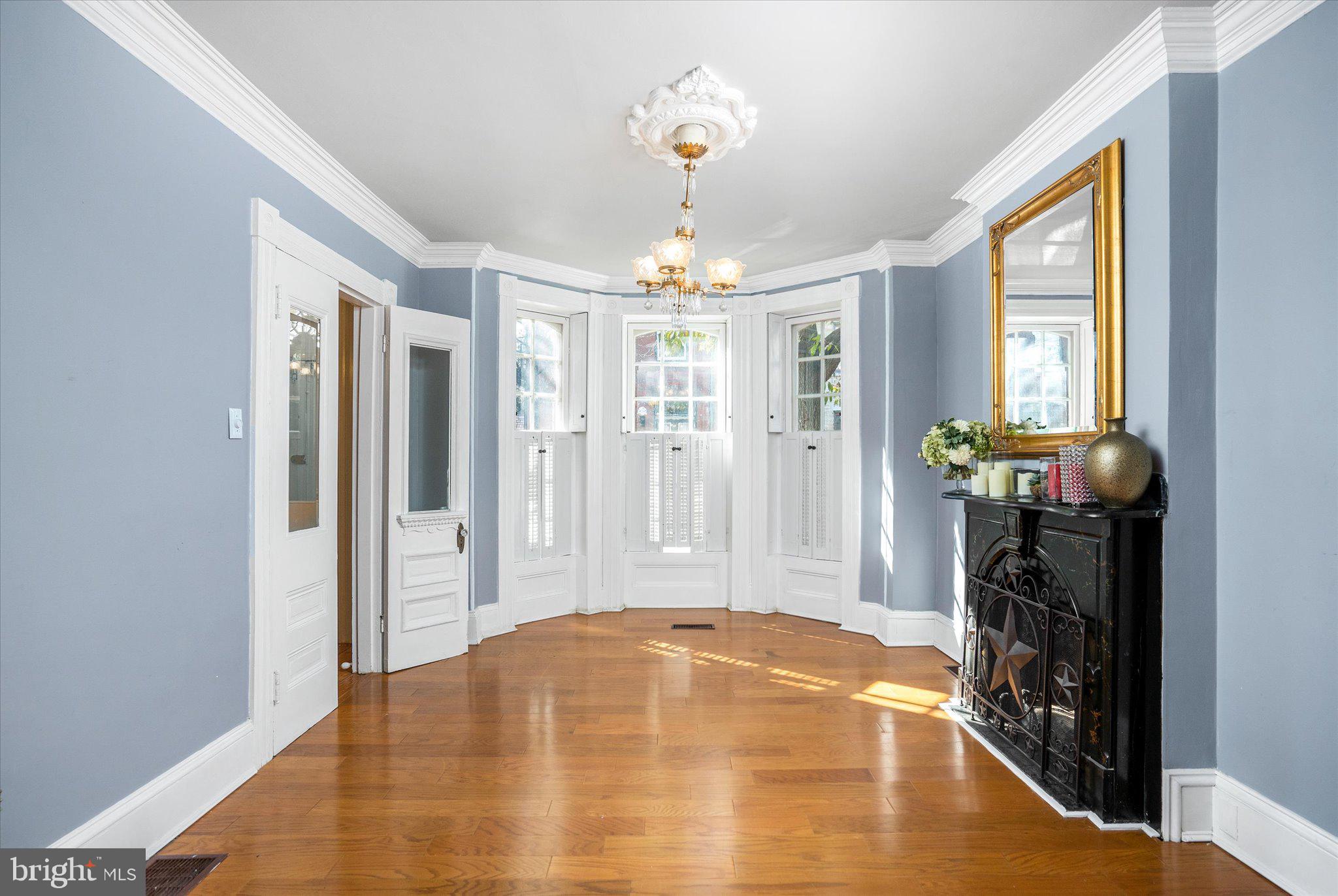 112 Jackson Street Trenton, NJ 08611 - Photo 8 of 49