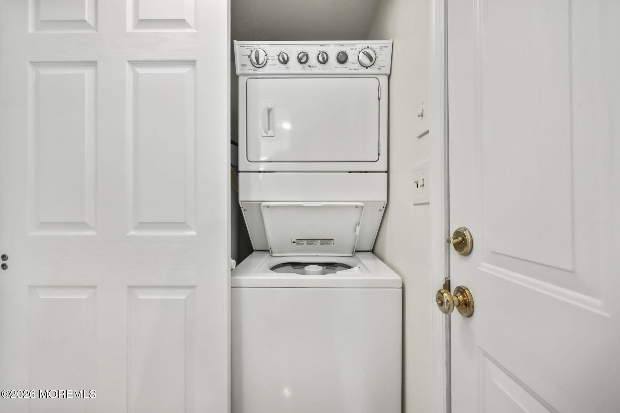 211 Ocean Avenue Point Pleasant Beach, NJ 08742 - Photo 34 of 60 a utility room with dryer and washer