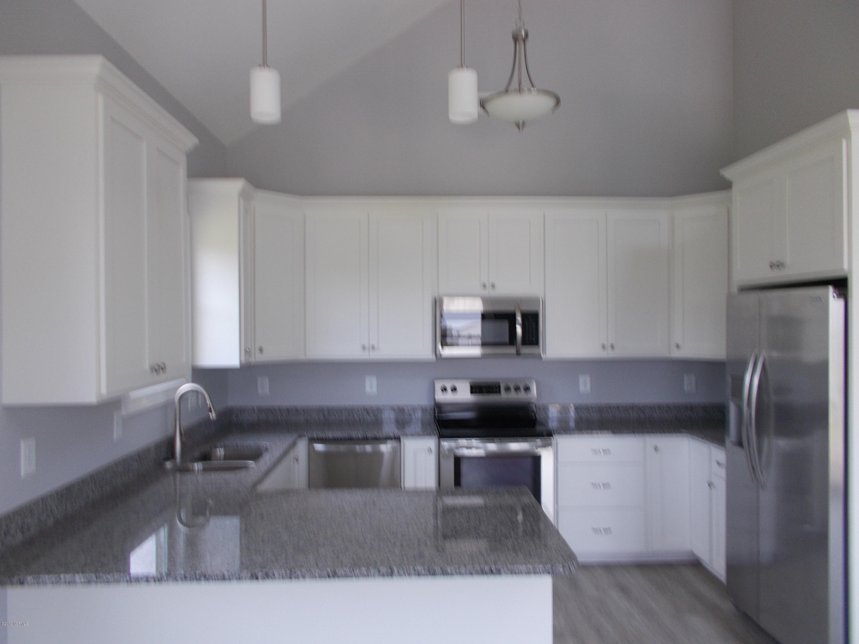 276 Live Oak Road Newport, NC 28570 - Photo 11 of 13 DSCN0551