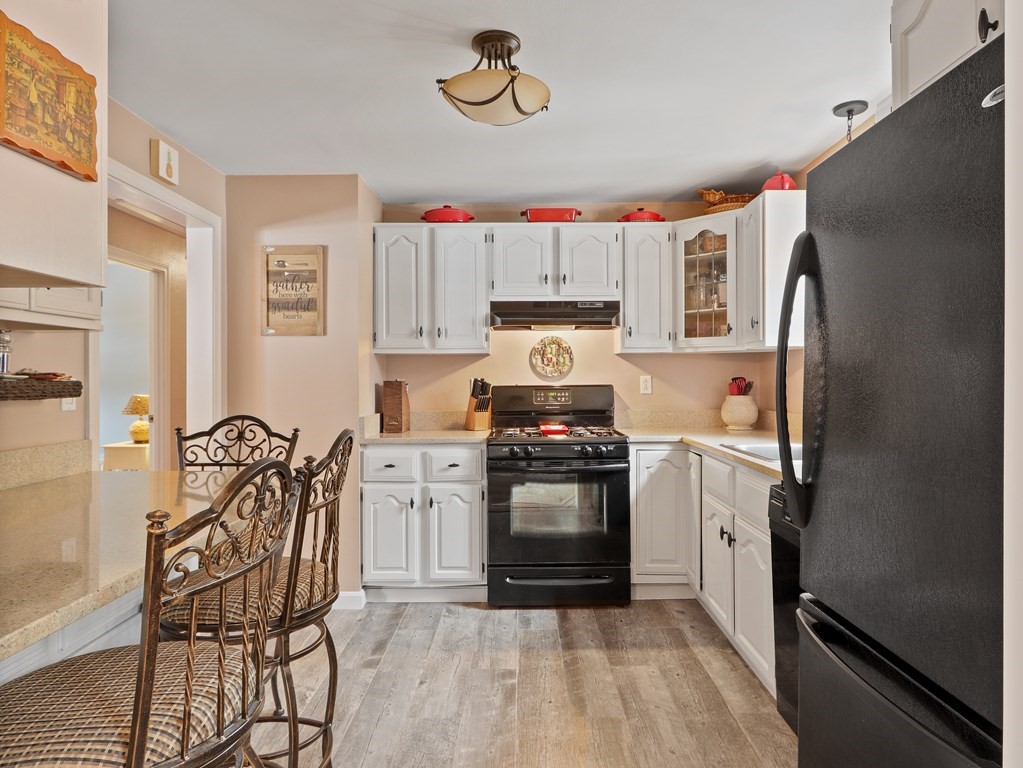 94 Pheasant Hill Road Franklin, MA 02038 - Photo 2 of 19 Gallery Image 2