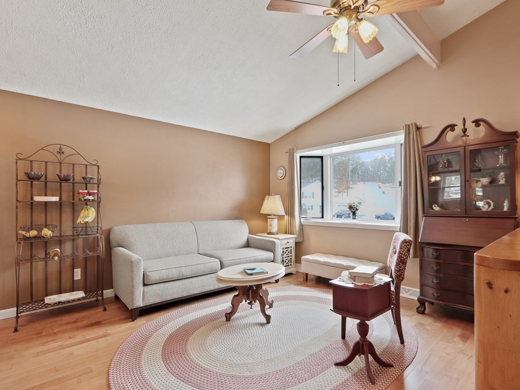 94 Pheasant Hill Road Franklin, MA 02038 - Photo 6 of 19 Gallery Image 6