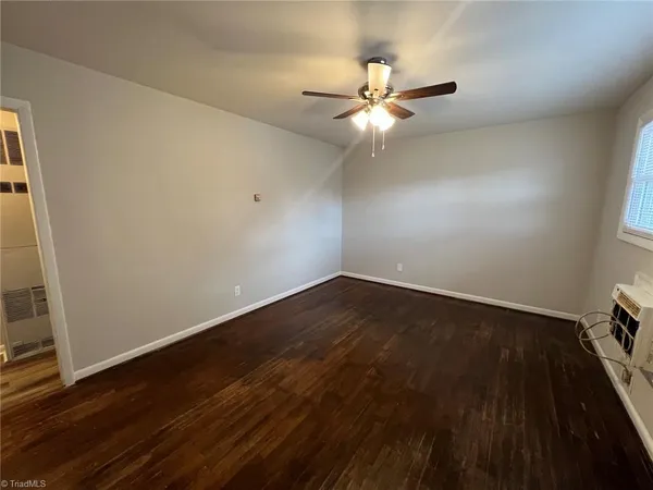 $800 | 857 Bellevue Street, Unit A, Greensboro, NC 27406